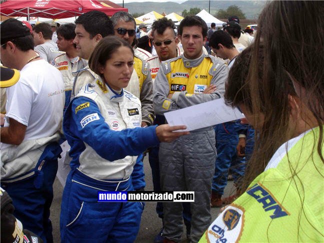 RECIBIENDO_EL_BOLETIN_CON_LAS_NUEVAS_REGLAS.jpg
