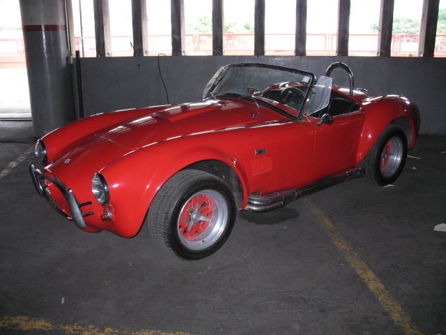 Cobra V8. Modelo 65