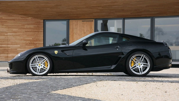 novitec-rosso-bi-kompressor-ferrari-599-gtb-10[1].jpg