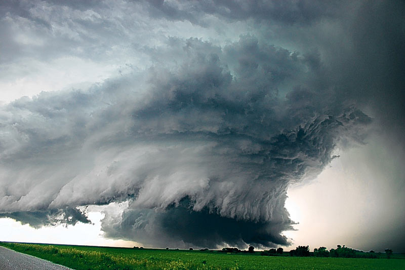 storm-chaser-violent.jpg