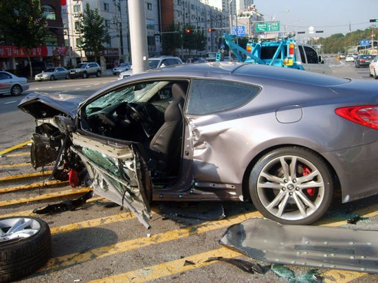ACCIDENTE EN COREA, Y LOS AIRBAGS LATERALES Y FRONTALES????