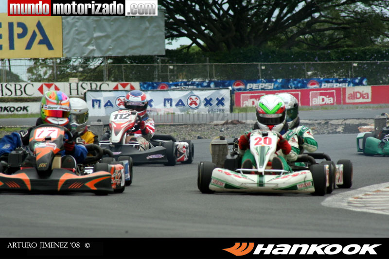 Mau Hernandez a la Izquierda