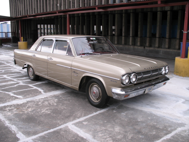 Rambler 1964. Primer auto ensamblado en la Auto Ensambladora de Purdy Motor ubicada en Pavas.
