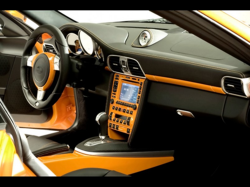 2007-TechArt-GTstreet-based-on-Porsche-911-997-Turbo-Interior-1280x960.jpg