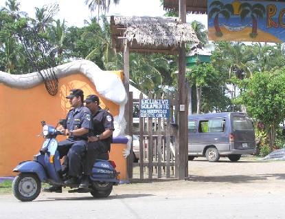 TICOS... TICOOOS.JPG