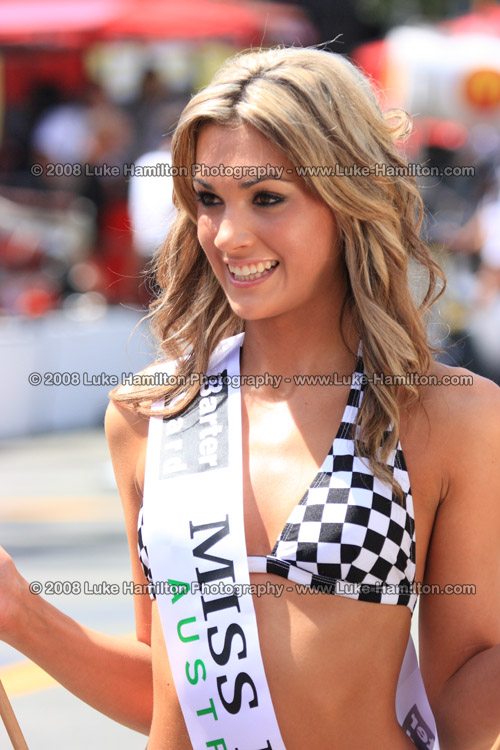 2008_Indy_300_Surfers_Paradise_Streets_Circuit_Miss_Indy_Dreamteam_0031.jpg