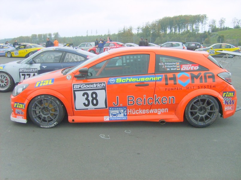 Opel Astra GTC. Kissling Motorsport.