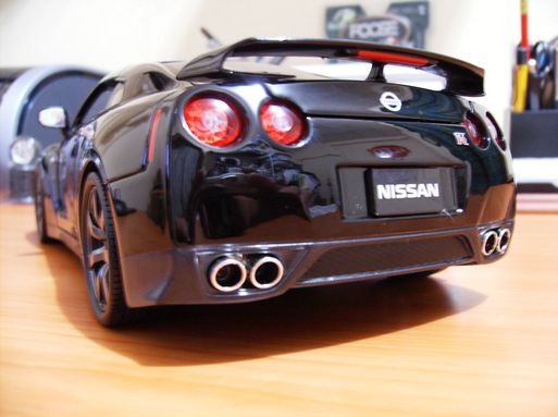 Skyline GTR Atras.jpg