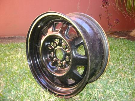 Aro y llanta 01.jpg