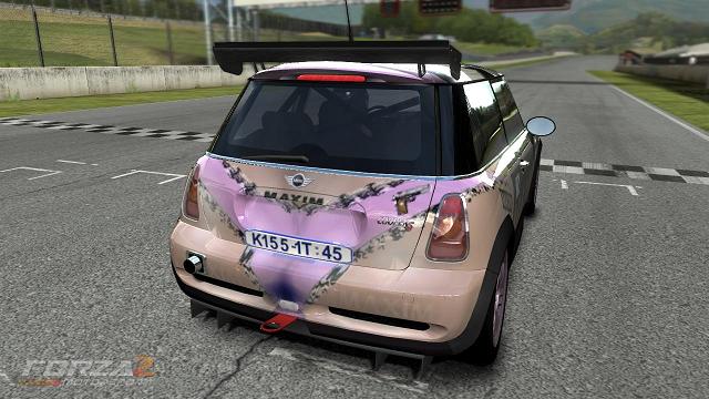 Maxim Mini Hini rear.jpg