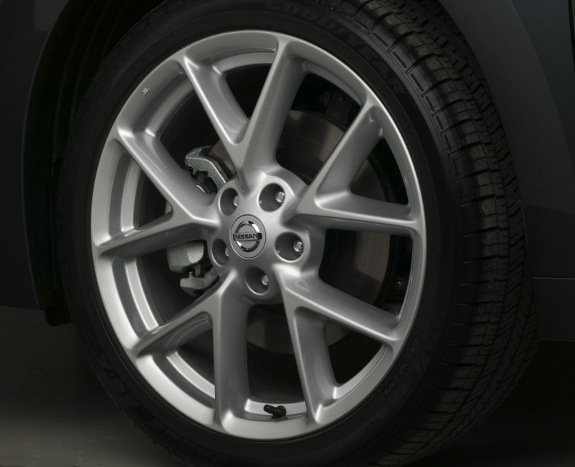Maxima_Carscoop4.jpg