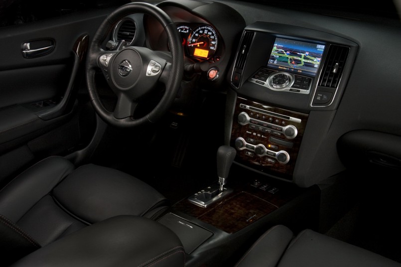 Maxima_Carscoop15.jpg