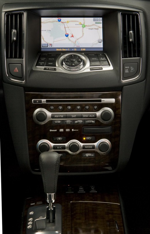 Maxima_Carscoop20.jpg