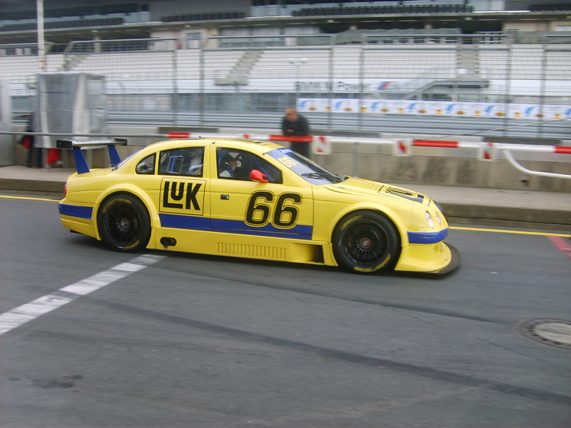 Jaguar- V8 Star Car