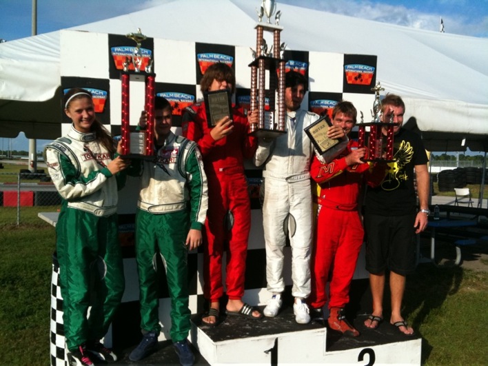 Vuelta con Badera de cuadros