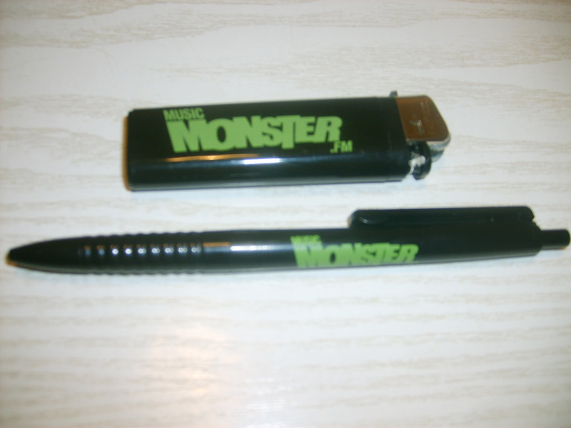 Plumas y encendedores del Monster Porsche