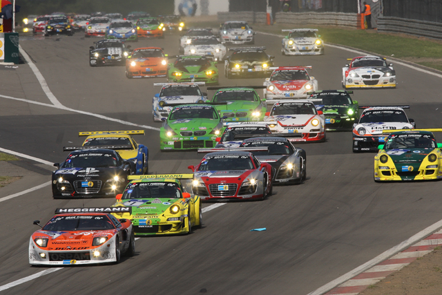 Partida de las 24 horas Nurburgring 2009.