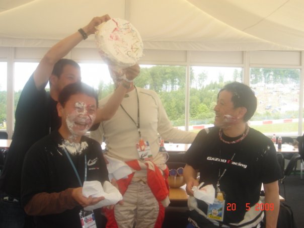el cumpleaños de Akio Toyoda en Nurburgring