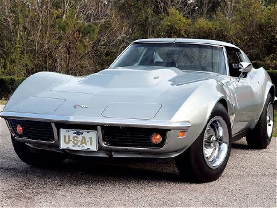 corp_0601_01_z+1969_chevrolet_c3_corvette_stingray+silver_driver_side_front_view.jpg