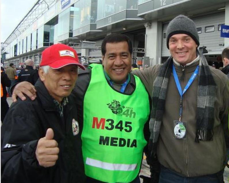 Con Naruse el genio de la TOYOTA.jpg