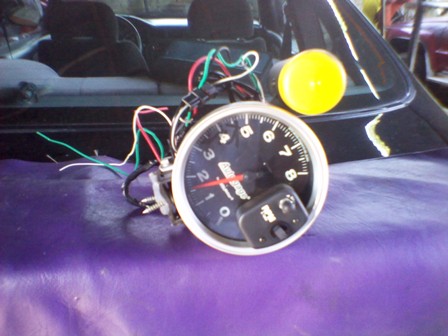 tach_autoMeter.jpg