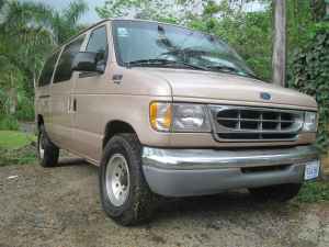 Econoline_E350_1.jpg