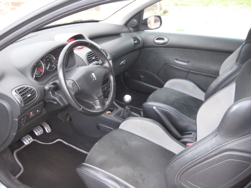 Interior2.jpg