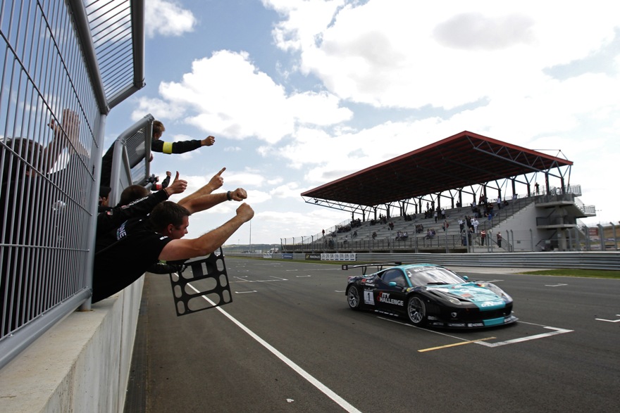 arrivée vainqueur Ferrri #1 Vita4one.jpg