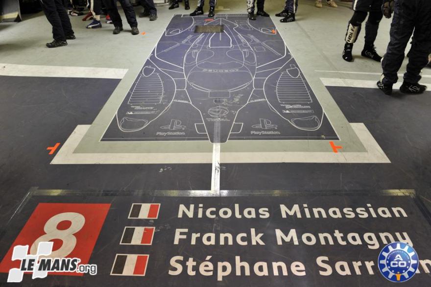 Guia Para Ubicacion del 908 Foto © P.SAIVET - VSC Pictures.jpg