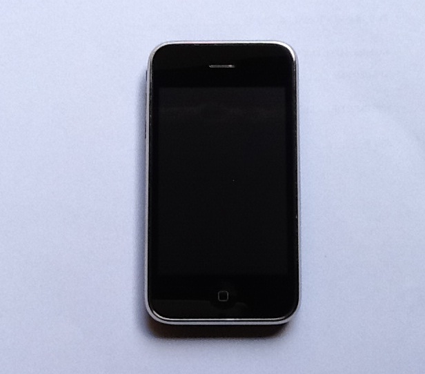 iphone 1.jpg