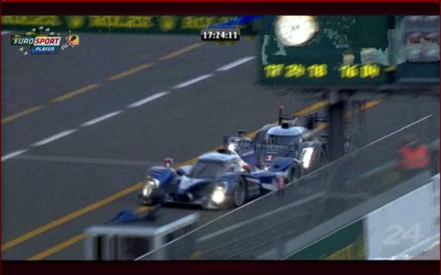 Peugeot y Audi en Pits.jpg
