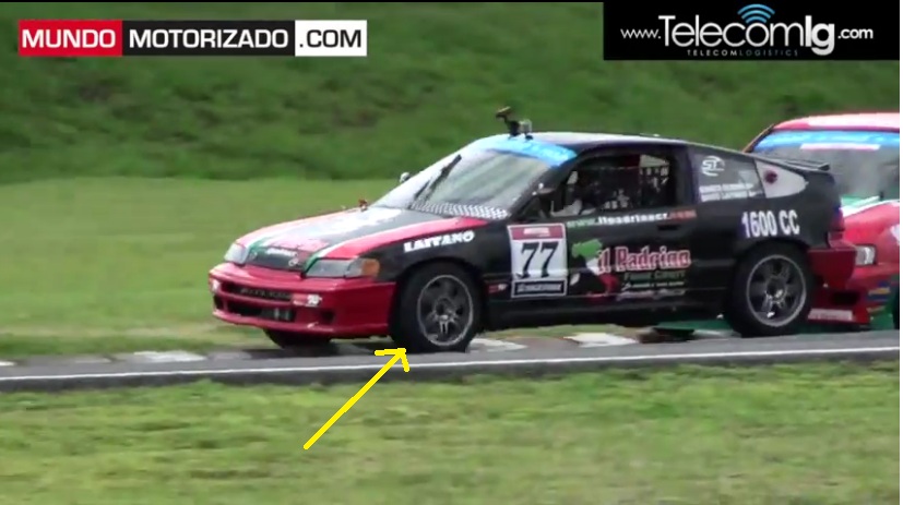 en el contacto el CRX corrige y salva, excelente conduccion del Sr, Duran.