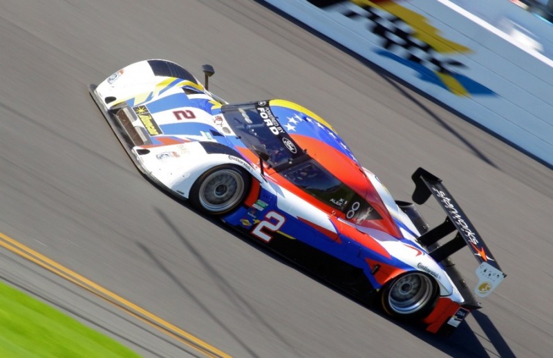 EL FORD RILEY NÚMERO 2 FUE CONDUCIDO EN DAYTONA POR LOS 10 PILOTOS DEL EQUIPO STARWORKS.jpg