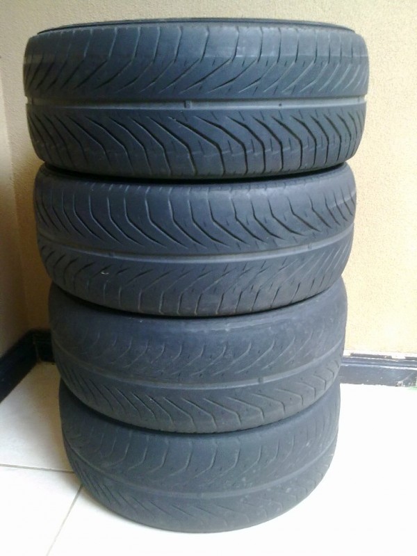 4 llantas iguales