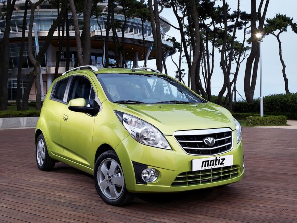 2010-Daewoo-Matiz-Creative-Front-Angle-View-588x441.jpg