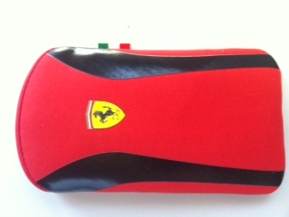 FUNDA ROJO NEGRO.JPG