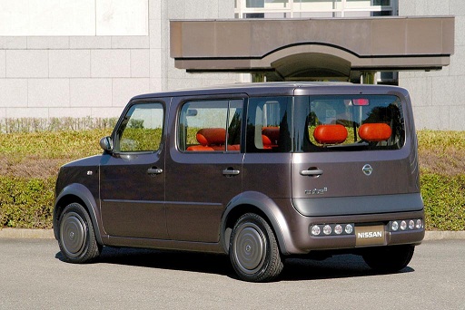 nissan cube.jpg