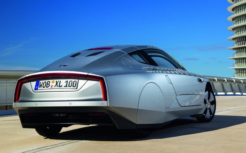 Volkswagen XL1 Geneva 2013.jpg