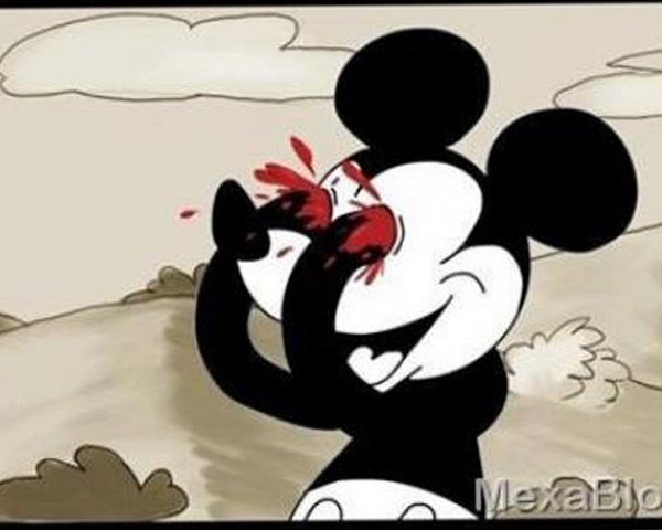 mickey_mouse_sacandose_los_ojos_por_mujer_fea65465.jpg