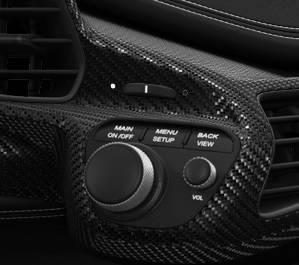 Controles de audio en un 458 italia speciale