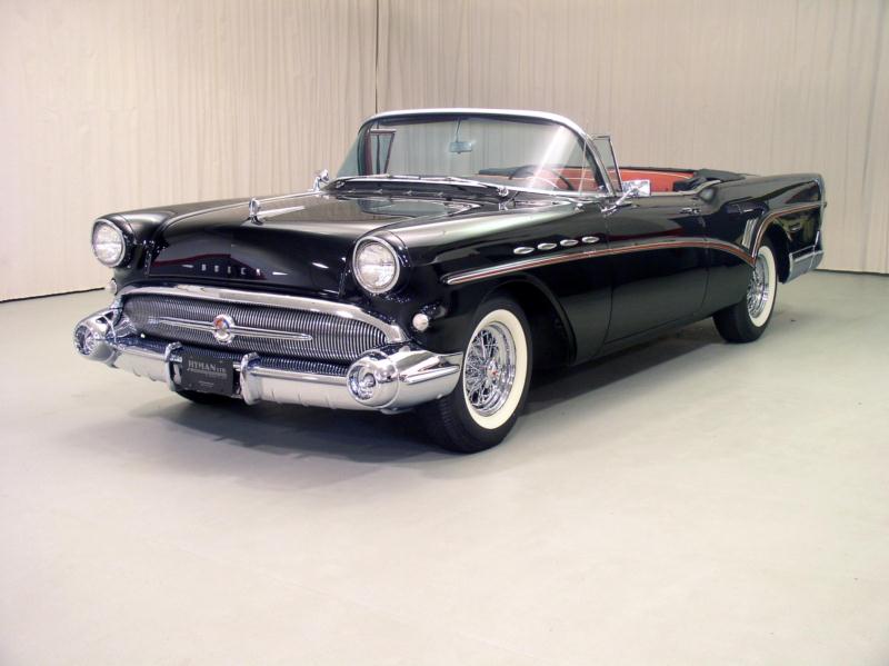 Bucik Roadmaster 1957.jpg