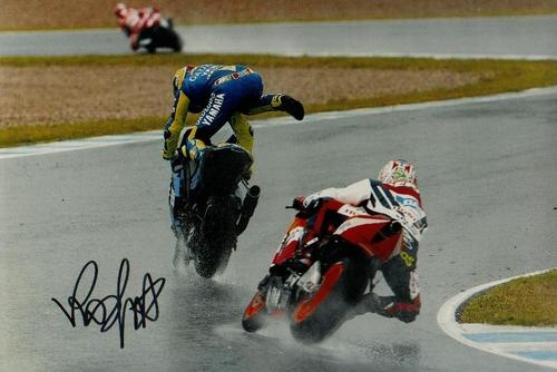 vrs101-valentino-rossi-signed-photo.jpg