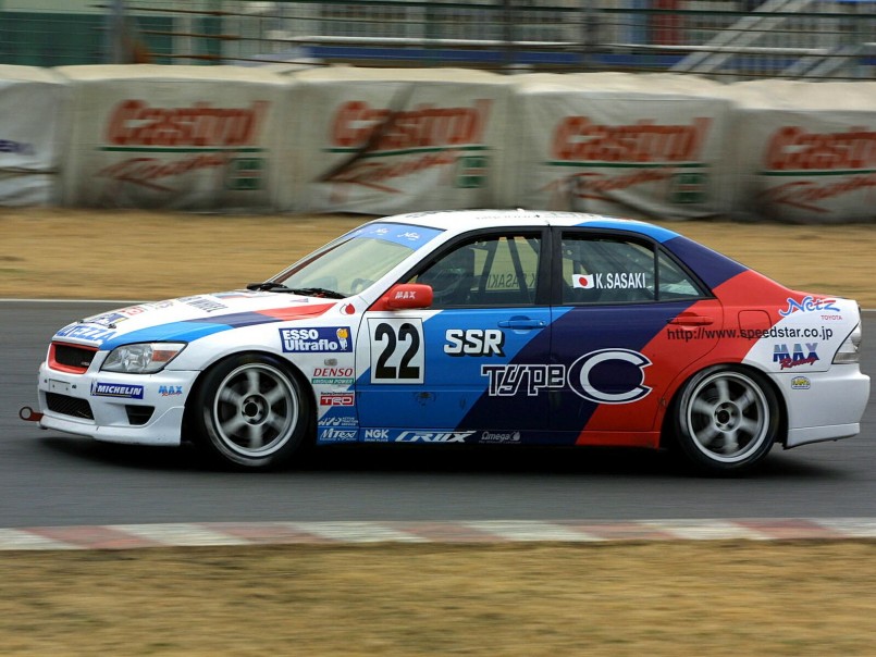 Toyota-Altezza-007--.jpg