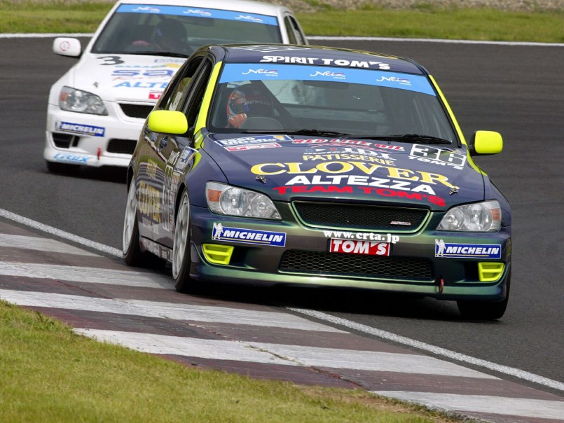 Toyota-Altezza-013---.jpg