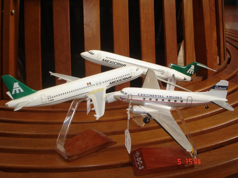 AVIONES RESINA HOBBYMANIA 3.JPG