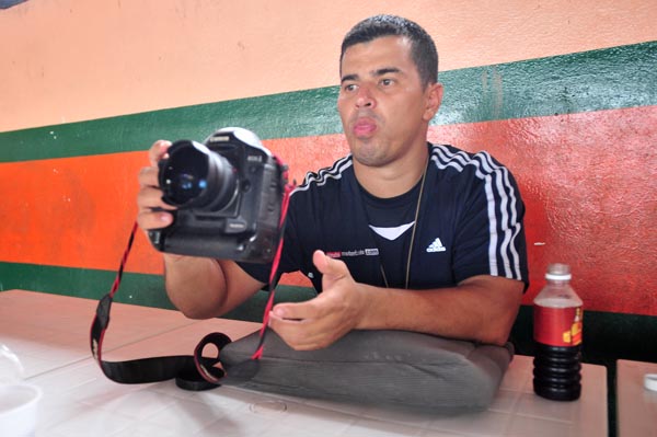 mira mama... con una mano...!!!