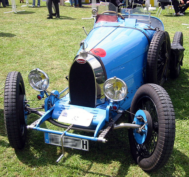 Bugatti_Type_37_front.jpg