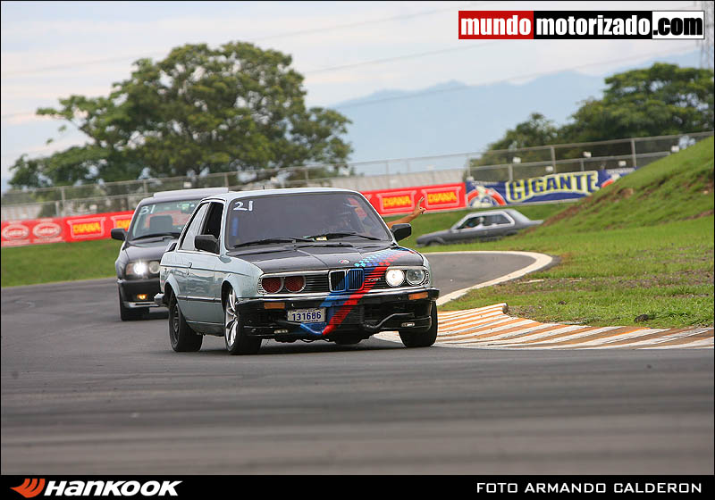 BMW <br />Tiempos<br />1:24:46<br />1:23:50<br />1:24:85