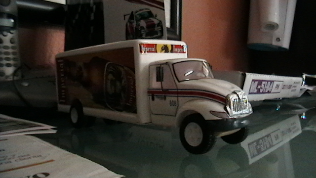 CAMION escala 003.jpg