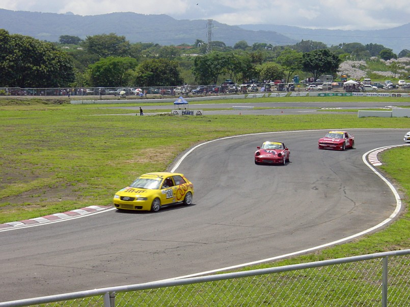 Noviembre 2003 02.jpg